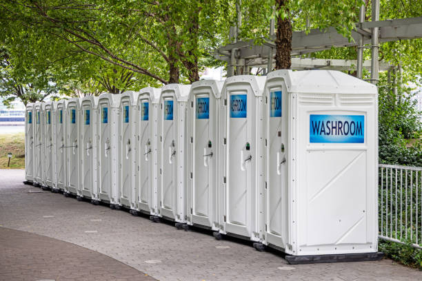 Best Porta potty delivery and setup  in Sutherland, NE